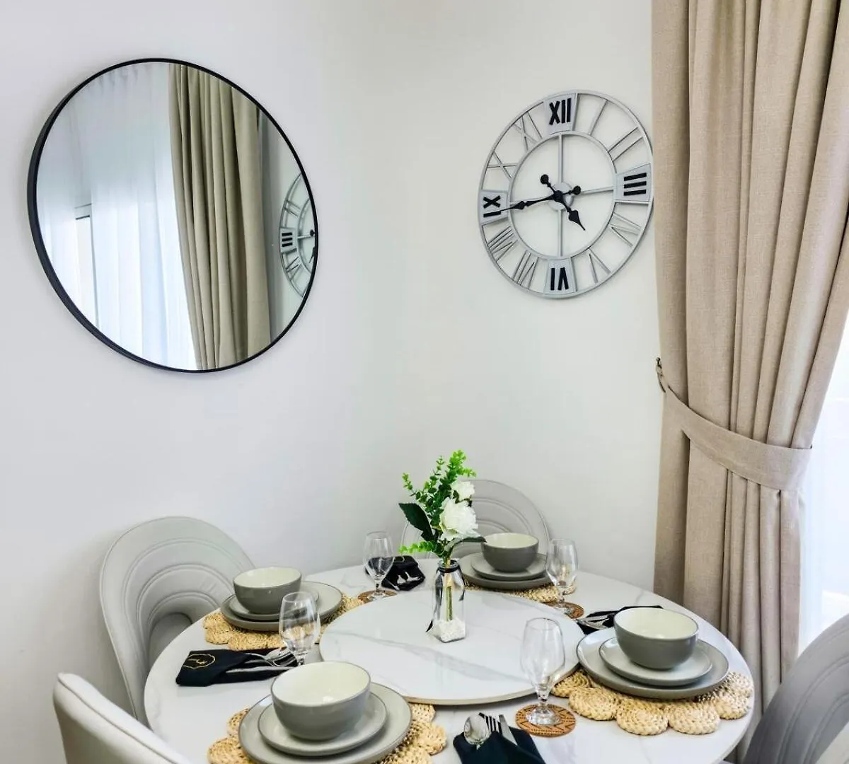 Modern Escape 1Br Home In Al Reef Downtown 阿布扎比